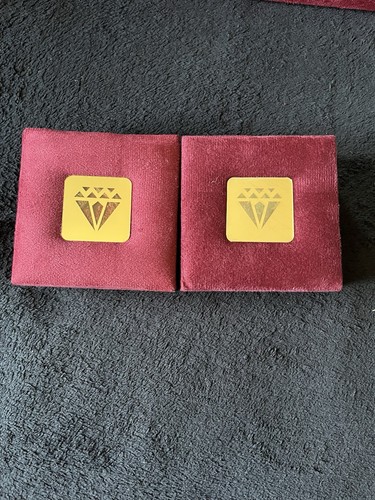 Premium burgundy velvet - ✨,