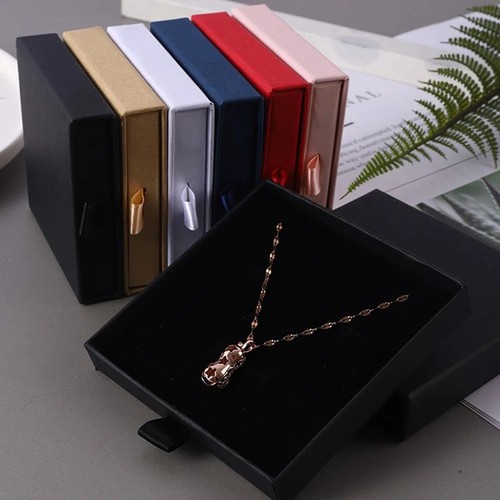 Jewellery box black ring - box,