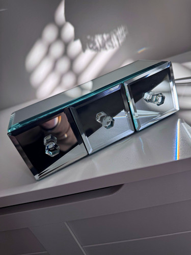 Mirrored glass jewellery box